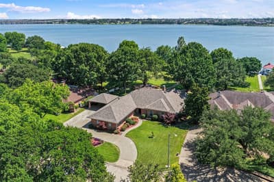 14 Victoria Drive, Rowlett TX 75088
