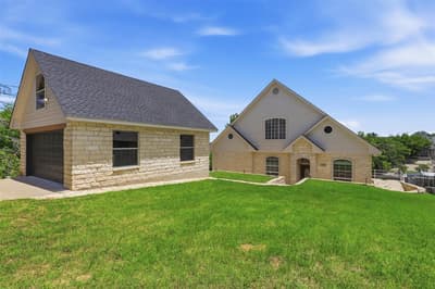 6107 Grande Cove Court, Granbury TX 76049 - Photo 3