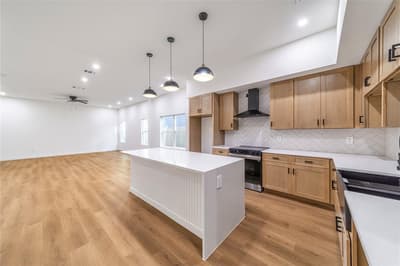 816 Lambert Street, Dallas TX 75203