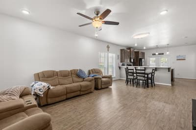 300 N Bermuda Street, Lacy Lakeview TX 76705 - Photo 3