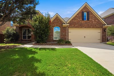 1383 Sandhurst Drive, Roanoke TX 76262