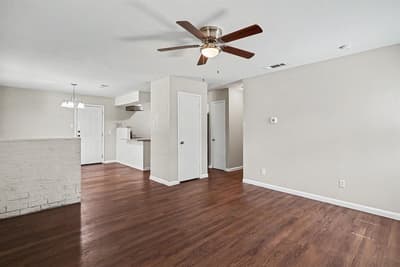 809 E Bovell Street, Crowley TX 76036 - Photo 5
