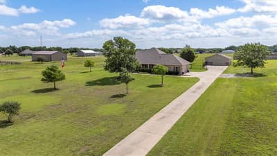 379 Fm 981, Leonard TX 75452