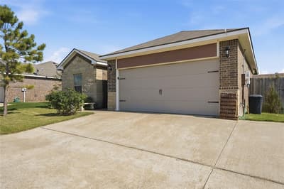 305 Breaux Lane, Mabank TX 75147 - Photo 2