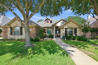 8332 Valley Oaks Drive, North Richland Hills TX 76182