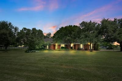 8085 Jackson Road, Krum TX 76249