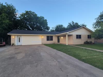 243 Weldon Drive, Woodway TX 76712 - Photo 2