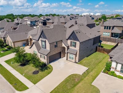 104 Balsam Drive, Red Oak TX 75154