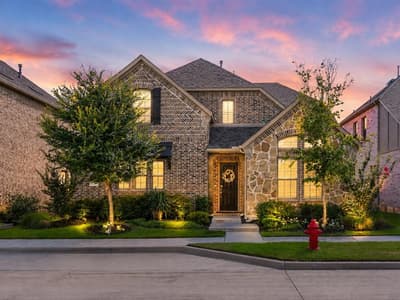12767 Royal Oaks Lane, Farmers Branch TX 75234