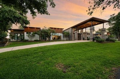 916 Dove Creek Court, Bartonville TX 76226