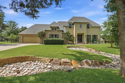 107 Iriquois Drive, Lake Kiowa TX 76240