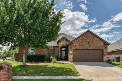 10 Ashlawn Court, Edgecliff Village TX 76134