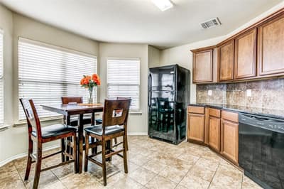 1774 Pioneer Way, Lancaster TX 75146 - Photo 5