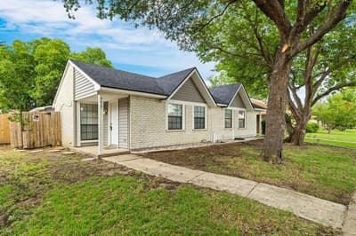 4627 Chapman Street, The Colony TX 75056