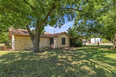 500 E Ham Avenue, De Leon TX 76444