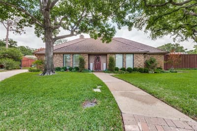 2405 Bluffview Court, Arlington TX 76011