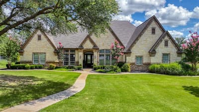 115 Autumn Springs Court, Weatherford TX 76087