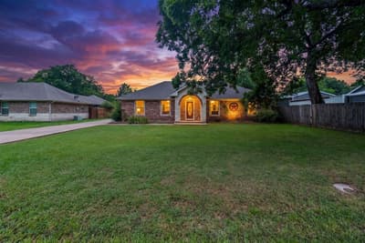712 S Grand Street, Wolfe City TX 75496