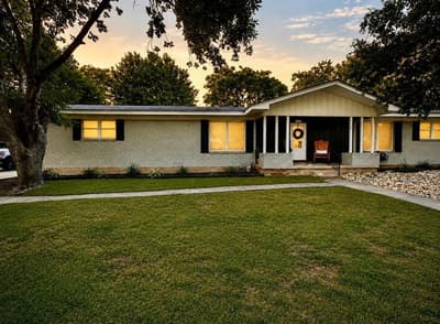 617 Cardinal Drive, Woodway TX 76712