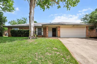 5903 Spring Hill Court, Arlington TX 76016