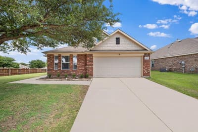 14152 Rodeo Daze Drive, Fort Worth TX 76052 - Photo 2