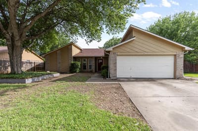 3912 Longstraw Drive, Fort Worth TX 76137