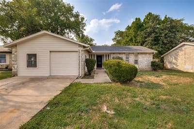 1551 Oakbrook Street, Lancaster TX 75134