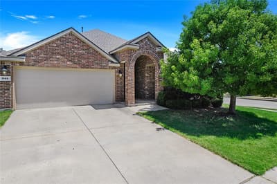 945 Lake Woodland Drive, Little Elm TX 75068