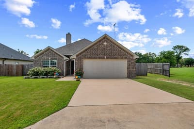 1204 Cutler Street, Tioga TX 76271