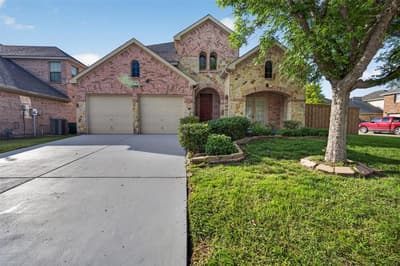 2616 Cove Drive, Grand Prairie TX 75054
