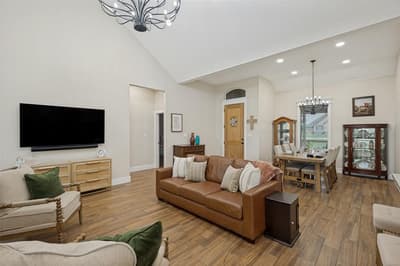 13840 Megan Drive, Justin TX 76247 - Photo 5