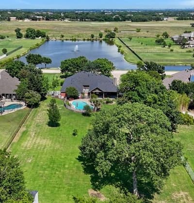 327 Lakeside Drive, Shady Shores TX 76208