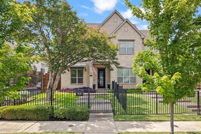 2415 Knight Street # A, Dallas TX 75219