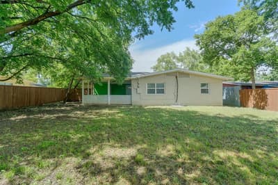 2108 SKYLARK Drive, Arlington TX 76010 - Photo 5