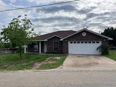 610 N Pecan A Street, Hico TX 76457