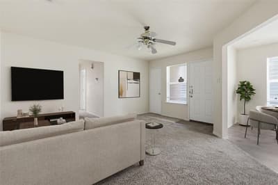 10716 Wild Oak Drive, Fort Worth TX 76140 - Photo 3