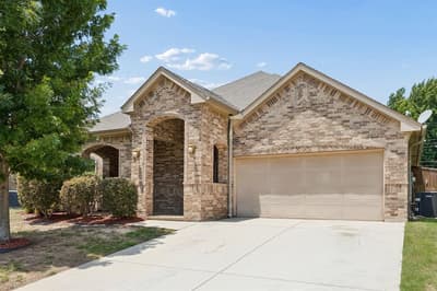 425 Corriente Trail, Azle TX 76020 - Photo 2