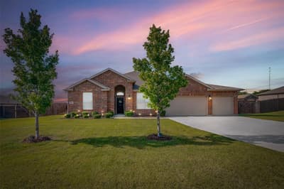 304 Amber Lane, Nevada TX 75173