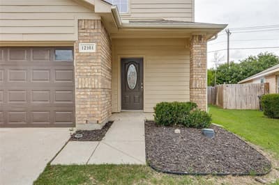 12161 Thicket Bend Drive, Fort Worth TX 76244 - Photo 2