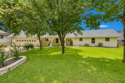 213 Mistletoe Lane, Keene TX 76059