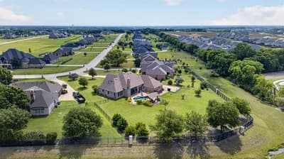 4408 Lake Breeze Drive, McKinney TX 75071 - Photo 3