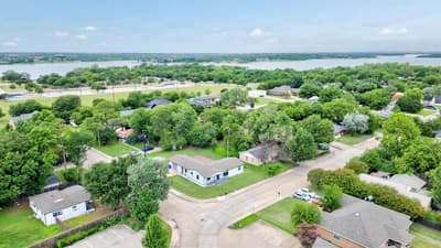 105 E Park Street, Little Elm TX 75068 - Photo 5