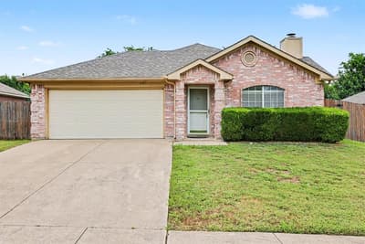 221 Los Angeles Drive, Glenn Heights TX 75154