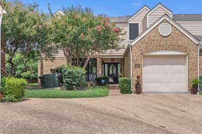 215 Cimarron Trail # 1, Irving TX 75063