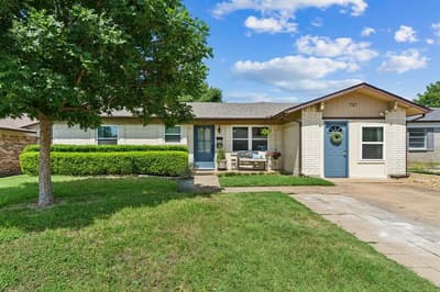 717 Forest Ridge Drive, Garland TX 75042