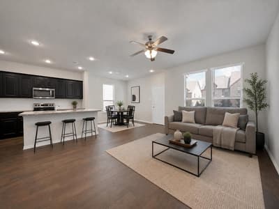 422 Milverton Drive, Fort Worth TX 76036 - Photo 3