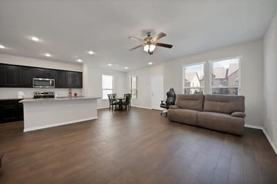 422 Milverton Drive, Fort Worth TX 76036 - Photo 4