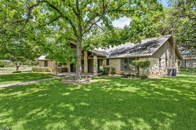 515 New Highland Road, Springtown TX 76082