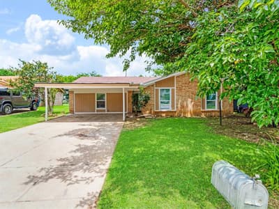4901 Richardson Street, Fort Worth TX 76119