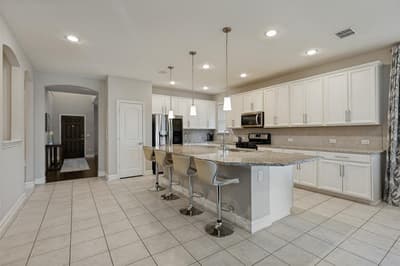 1005 Pinnacle Breeze Drive, Fort Worth TX 76052 - Photo 5